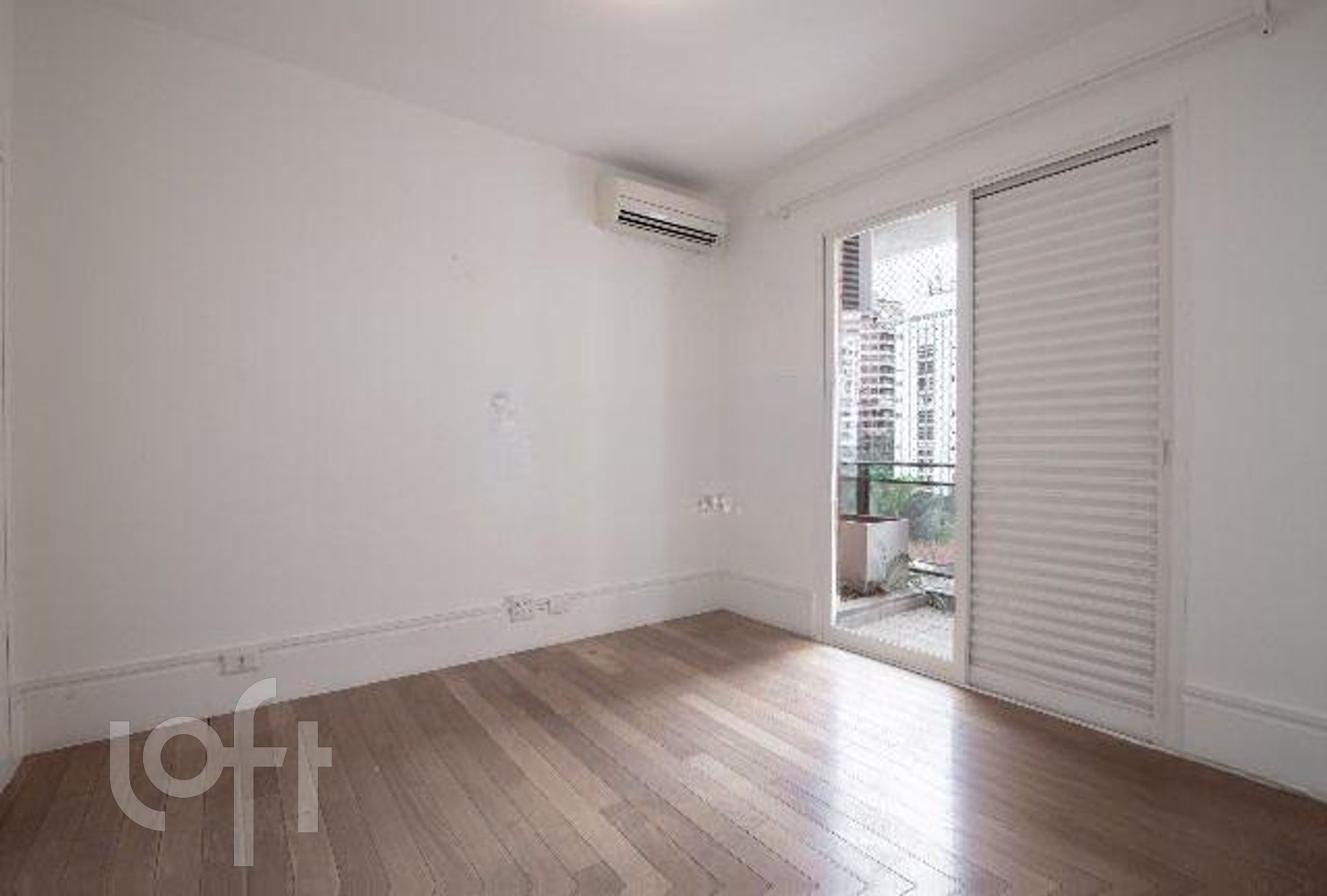 Apartamento à venda com 4 quartos, 260m² - Foto 30