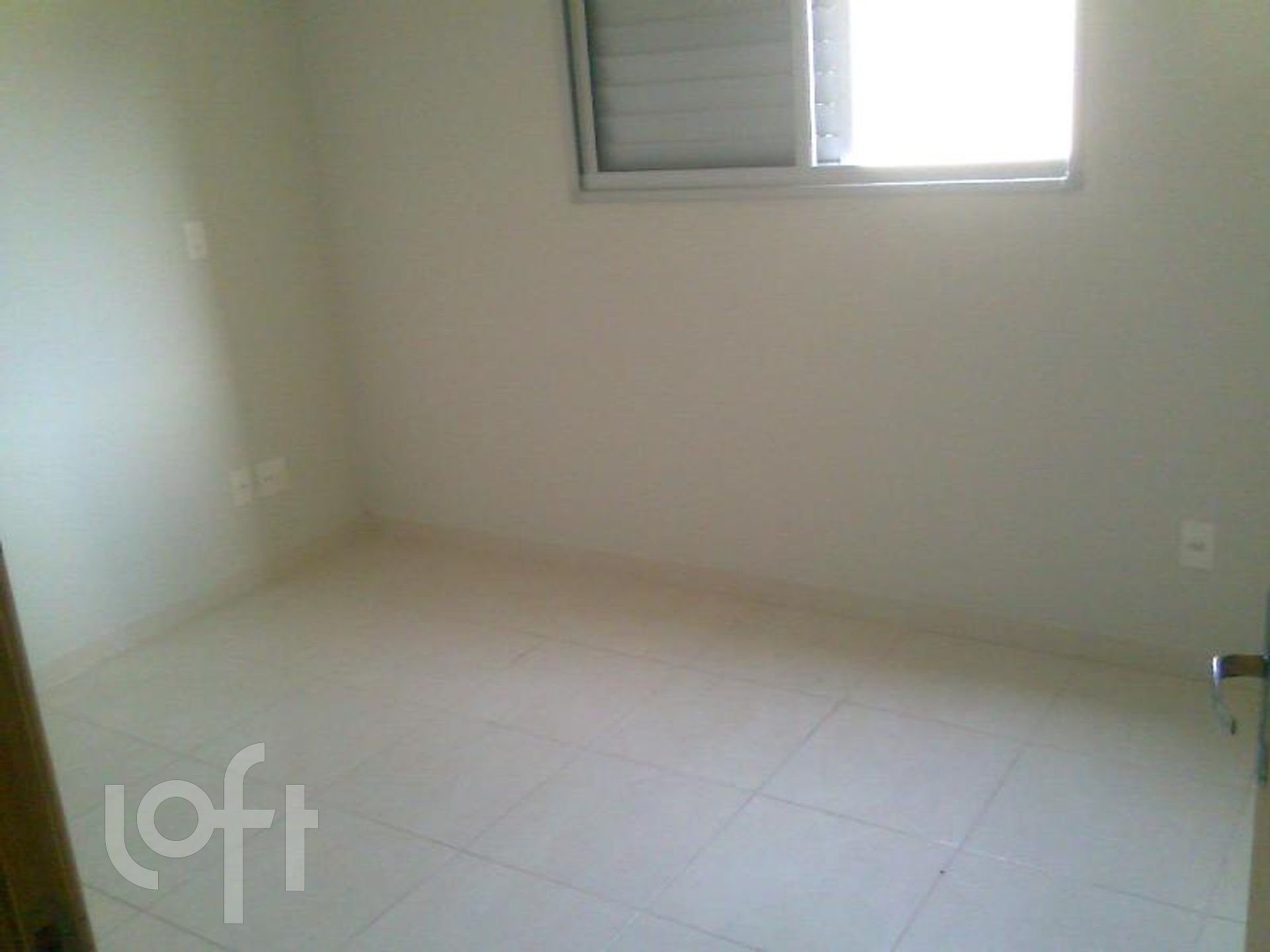 Apartamento à venda com 3 quartos, 85m² - Foto 1