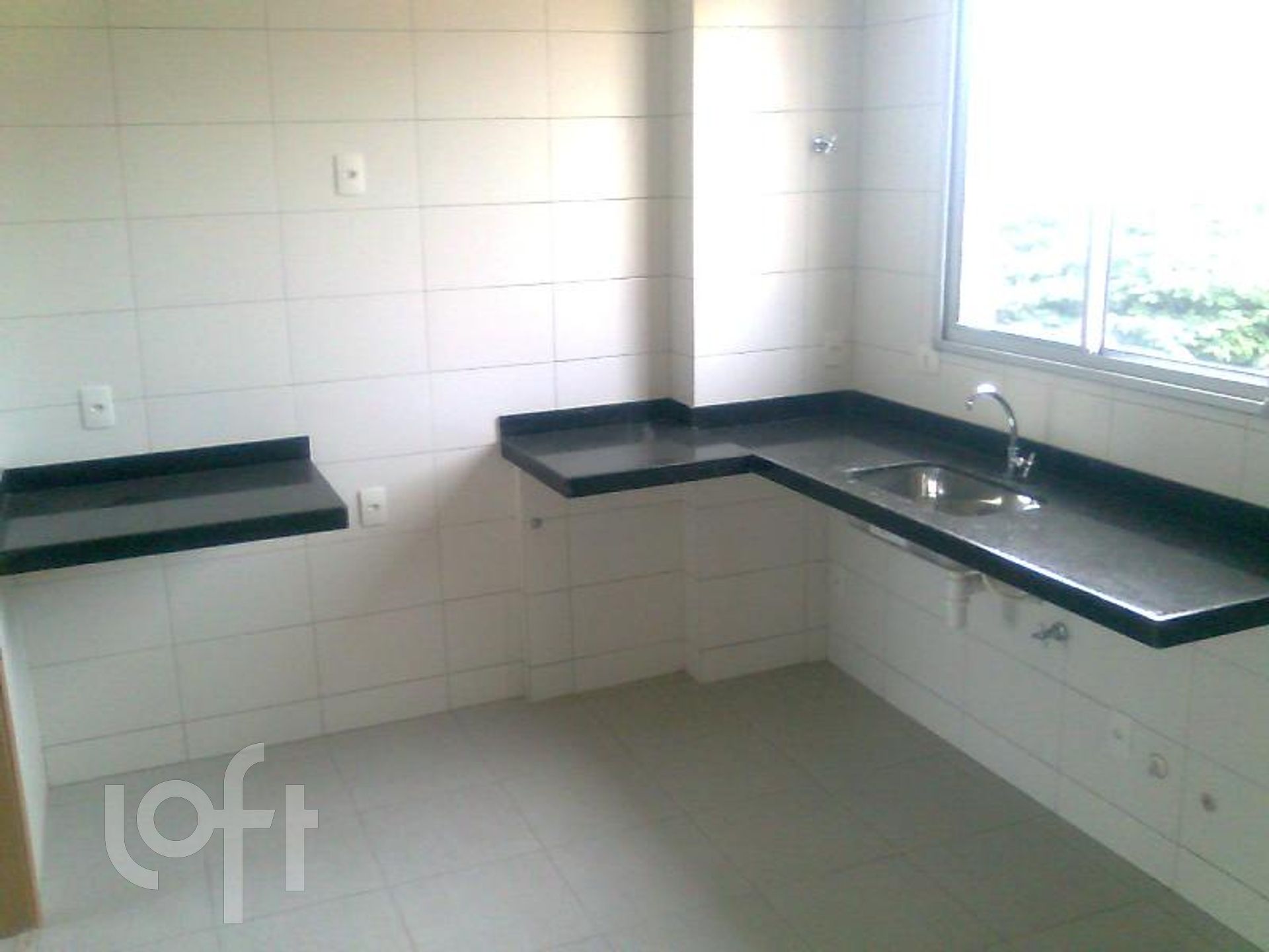 Apartamento à venda com 3 quartos, 85m² - Foto 7