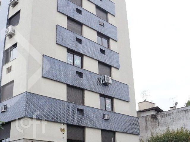 Apartamento com 70m², 2 dormitórios, 1 suíte, 2 vagas, Higienópolis em Porto Alegre