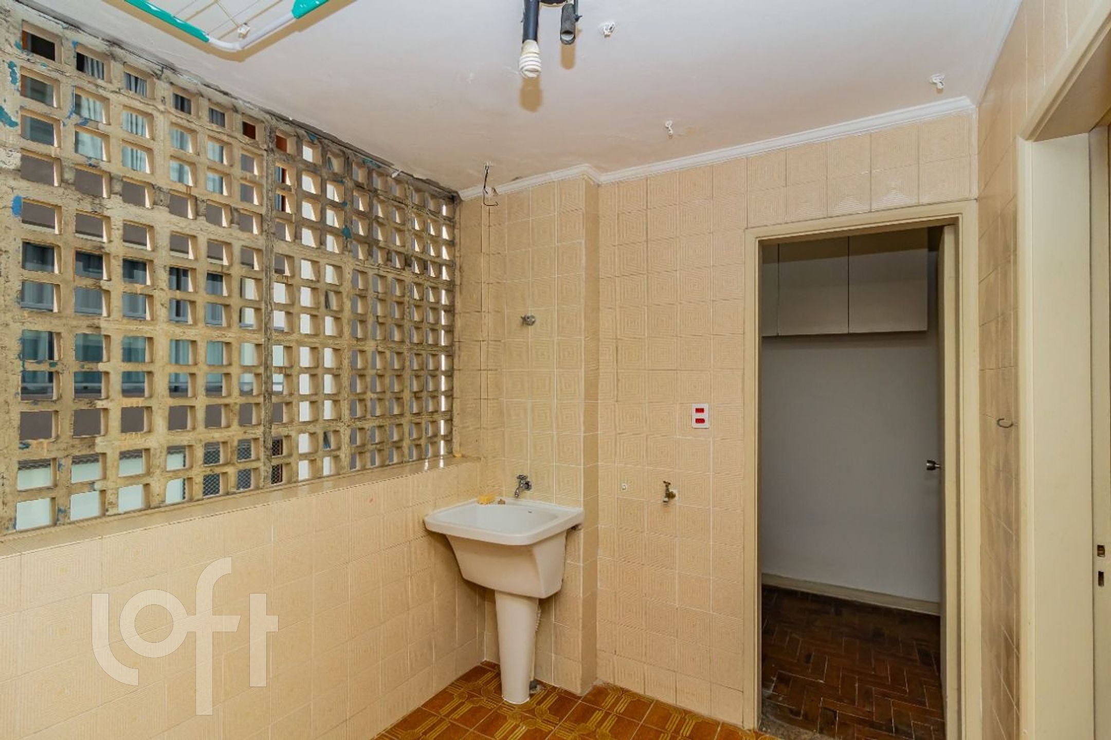 Apartamento à venda com 3 quartos, 136m² - Foto 9