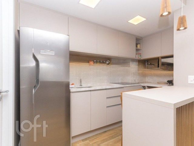 Apartamento com 33m², 1 dormitório, 1 vaga, Santana em Porto Alegre