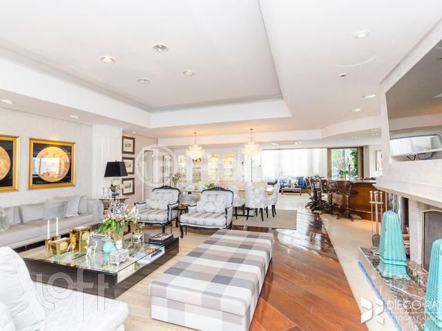 Apartamento com 538m², 4 dormitórios, 3 suítes, 3 vagas, Petrópolis em Porto Alegre