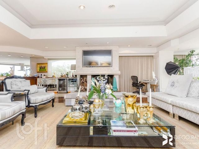 Apartamento com 538m², 4 dormitórios, 3 suítes, 3 vagas, Petrópolis em Porto Alegre