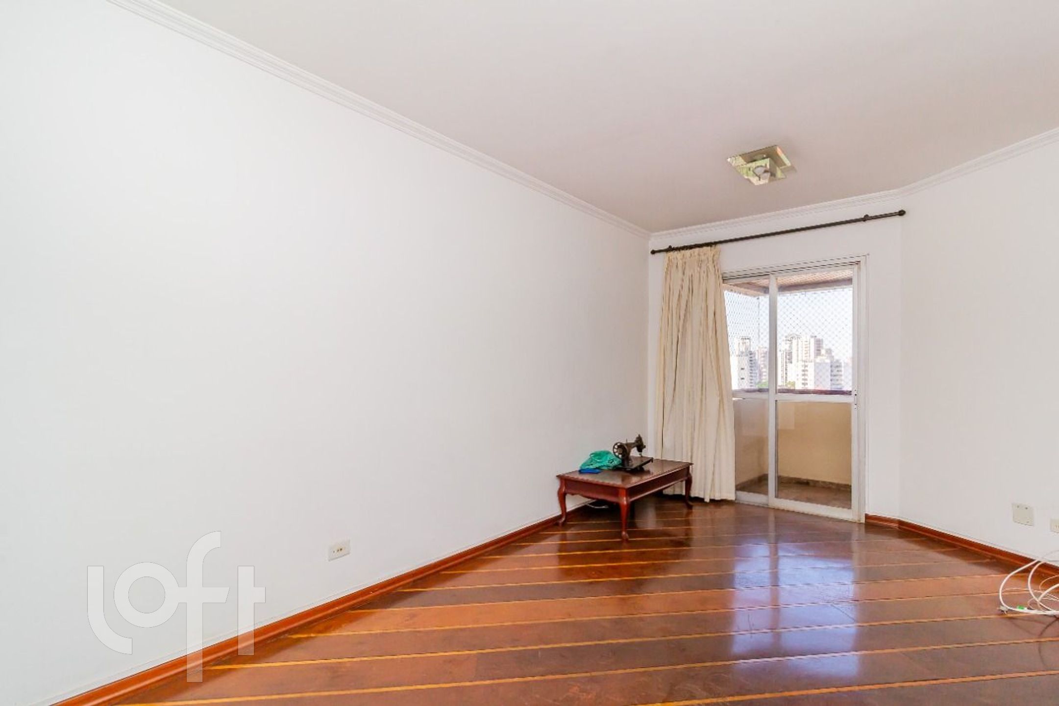 Apartamento à venda com 2 quartos, 63m² - Foto 2