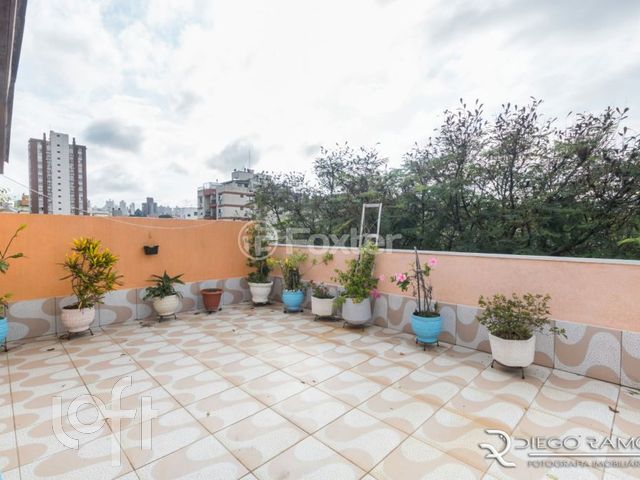 Apartamento com 140m², 2 dormitórios, 1 vaga, Petrópolis em Porto Alegre