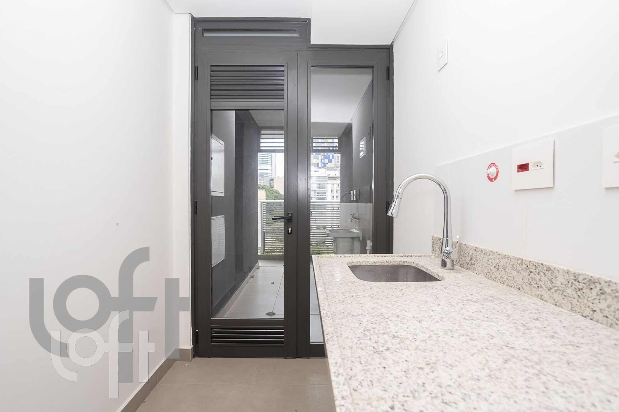 Apartamento à venda com 2 quartos, 97m² - Foto 15