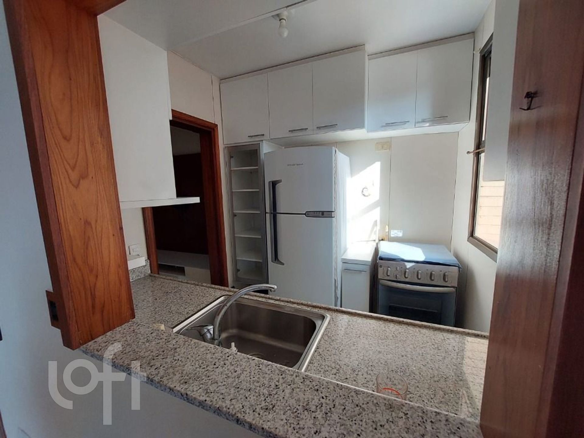 Apartamento à venda com 2 quartos, 70m² - Foto 23