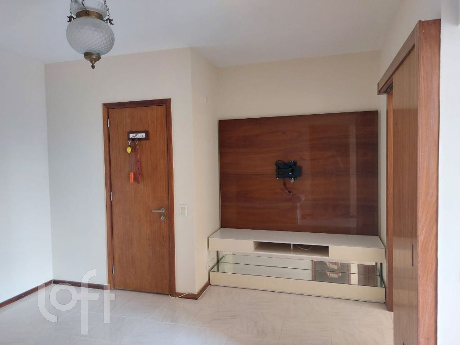 Apartamento à venda com 2 quartos, 70m² - Foto 5