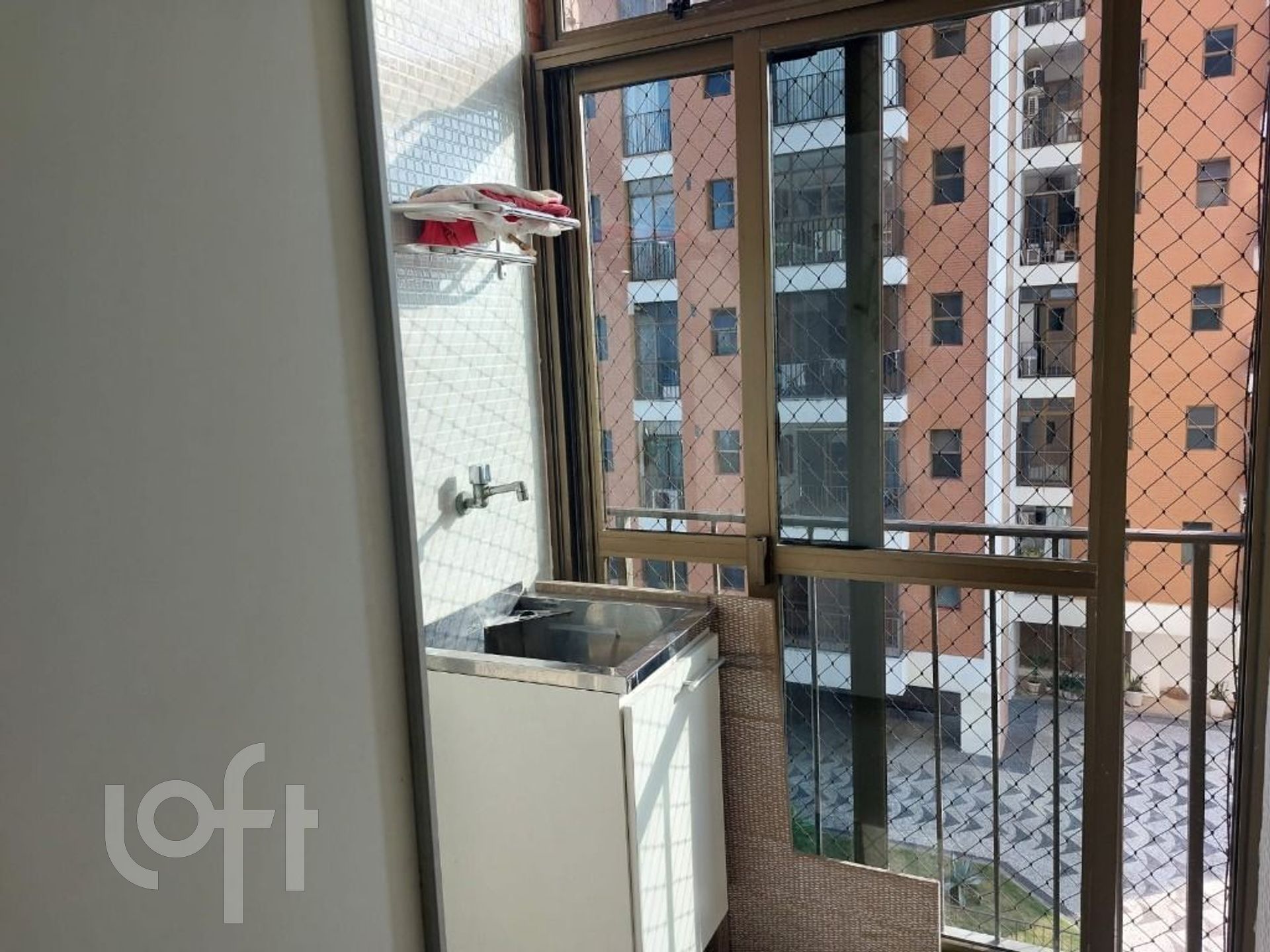 Apartamento à venda com 2 quartos, 70m² - Foto 25