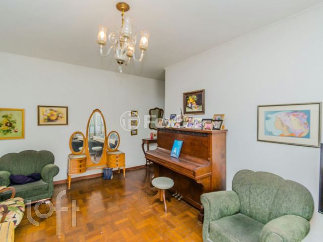 Apartamento com 125m², 3 dormitórios, 2 vagas, Auxiliadora em Porto Alegre