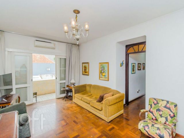 Apartamento com 125m², 3 dormitórios, 2 vagas, Auxiliadora em Porto Alegre