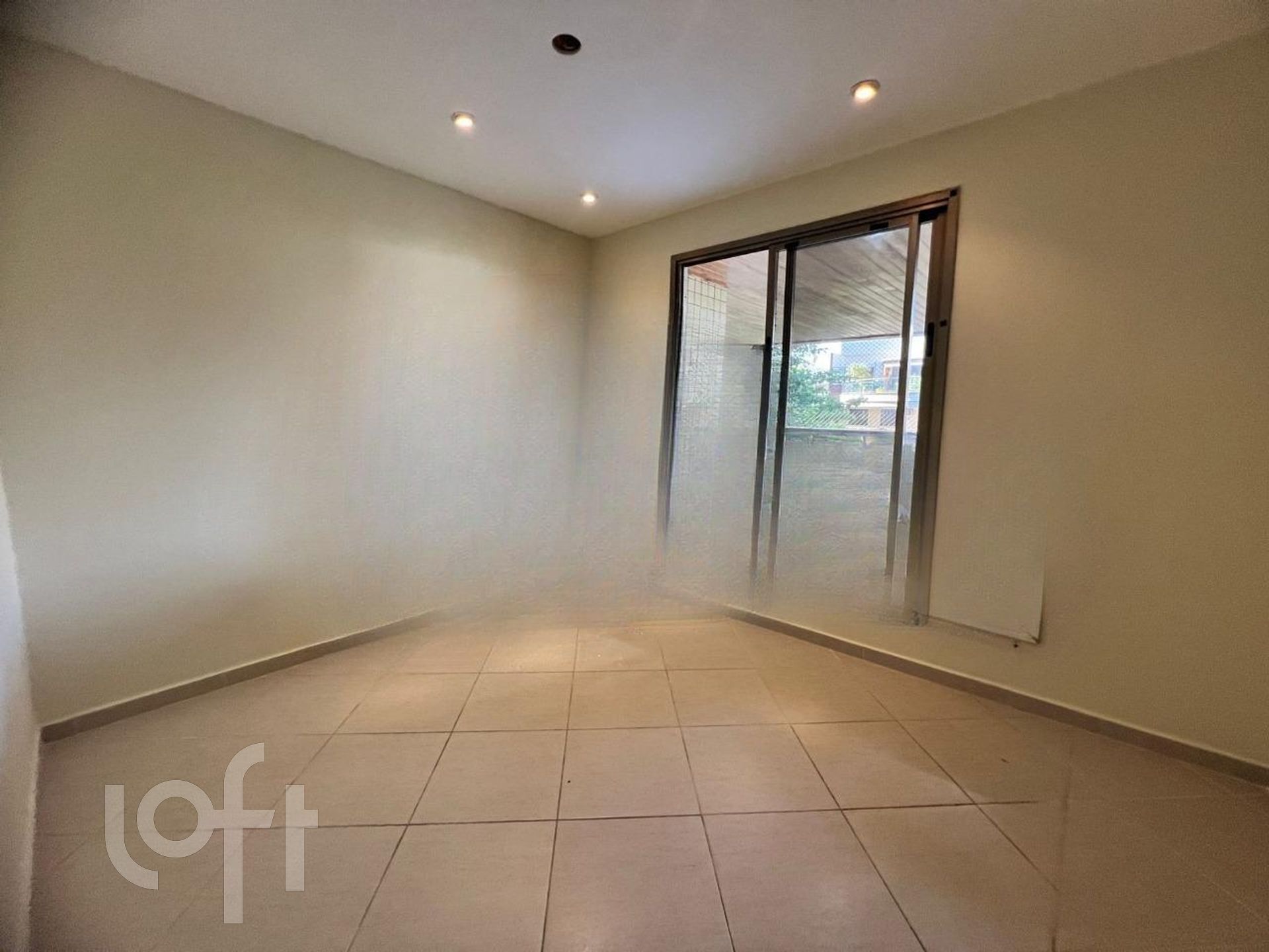 Apartamento à venda com 3 quartos, 101m² - Foto 14