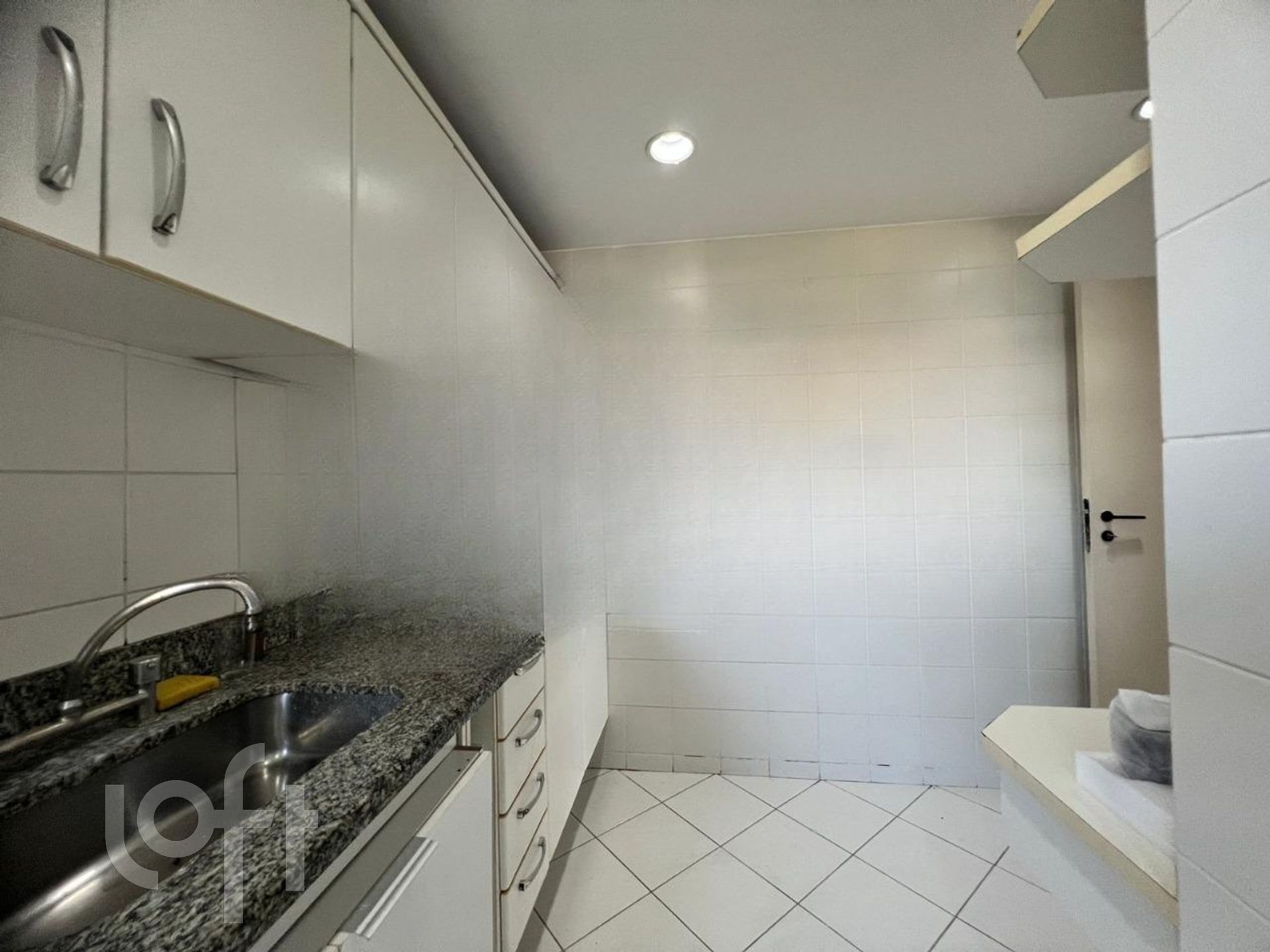 Apartamento à venda com 3 quartos, 101m² - Foto 19