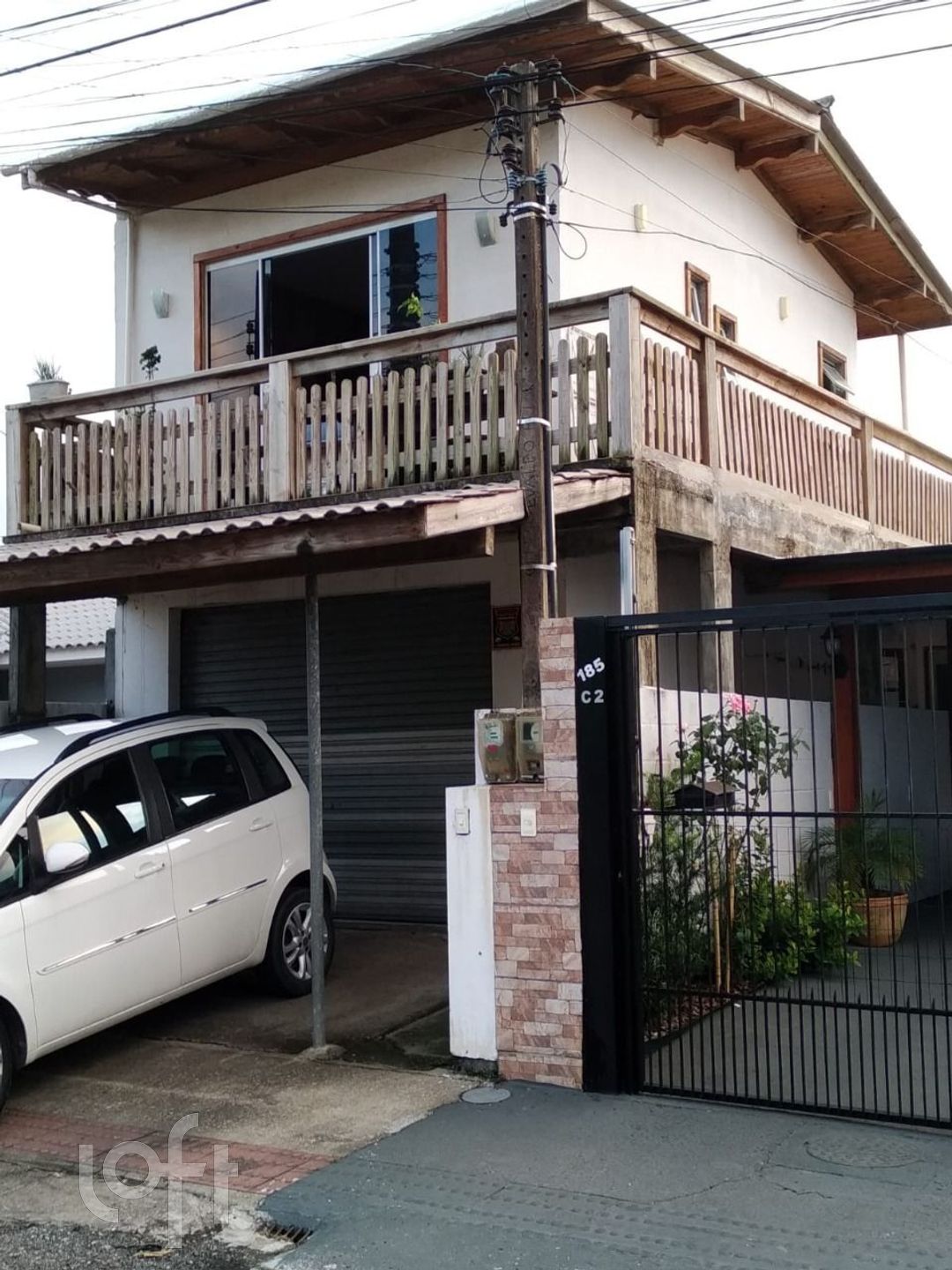 Casa à venda em Forquilhas com 90 m², 3 quartos, 1 suíte, 1 vaga