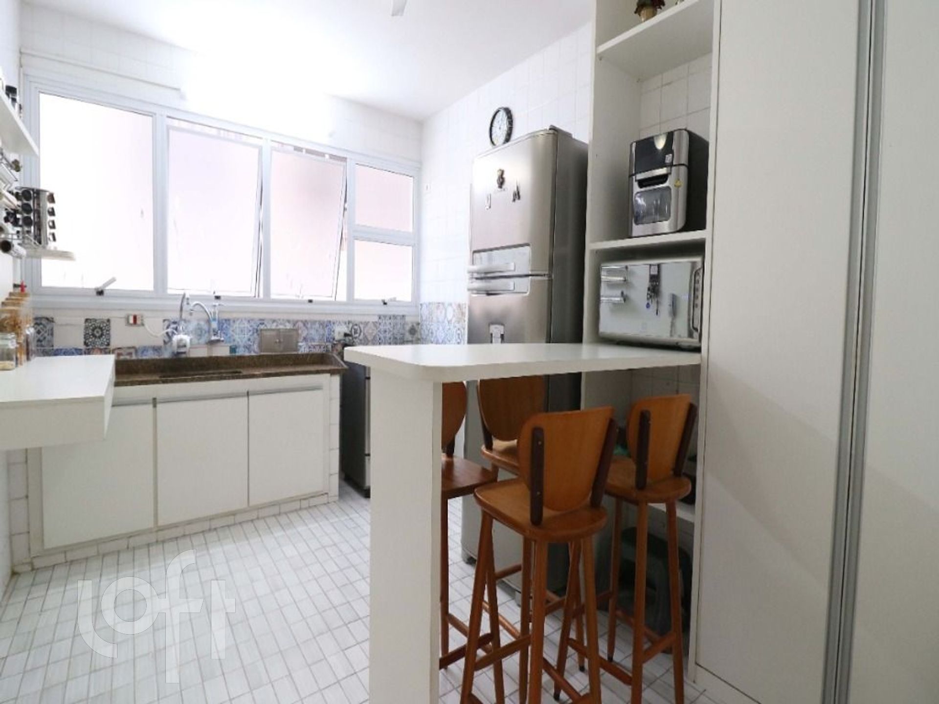 Apartamento à venda com 3 quartos, 117m² - Foto 9