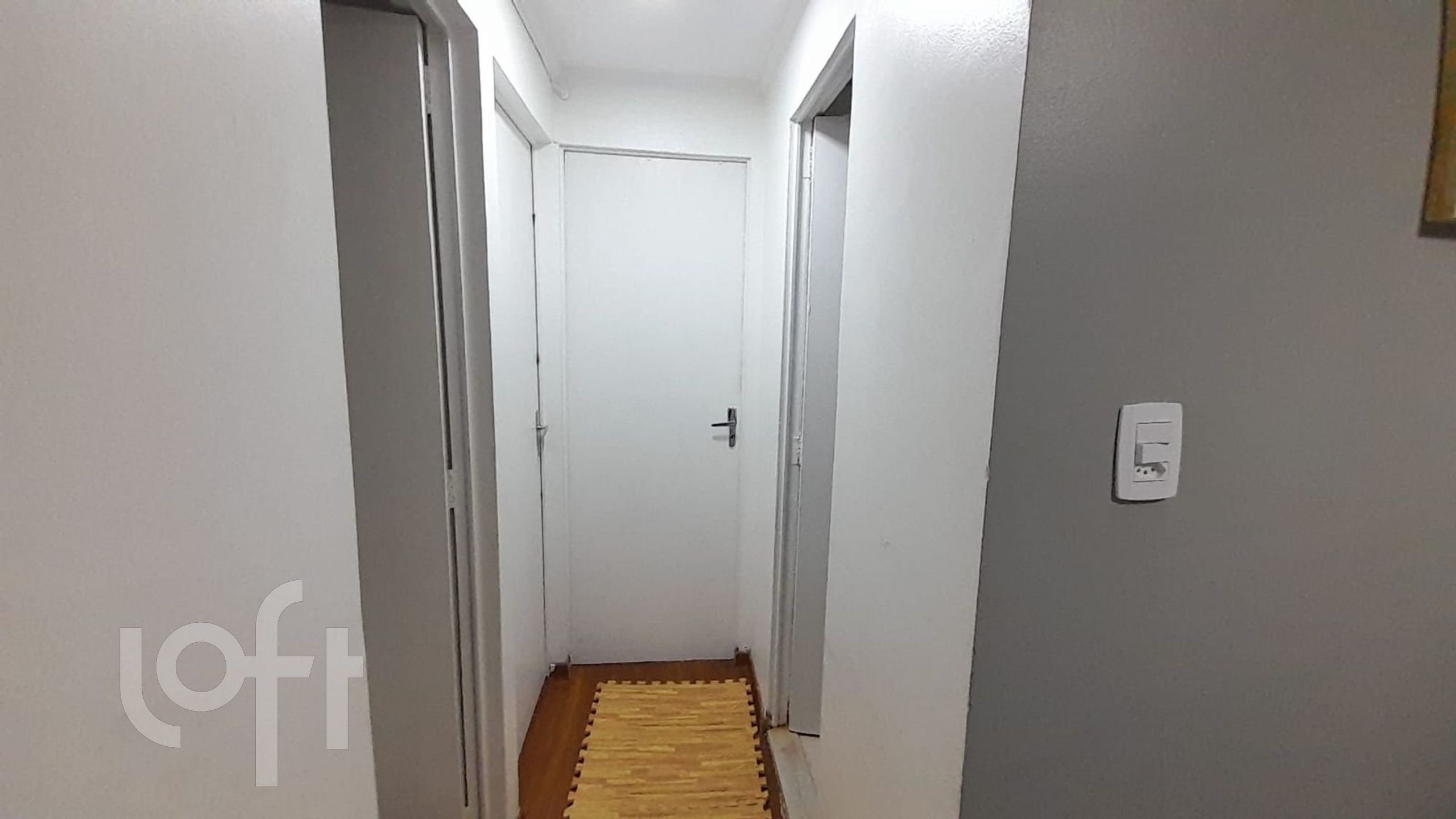 Apartamento à venda com 3 quartos, 68m² - Foto 2