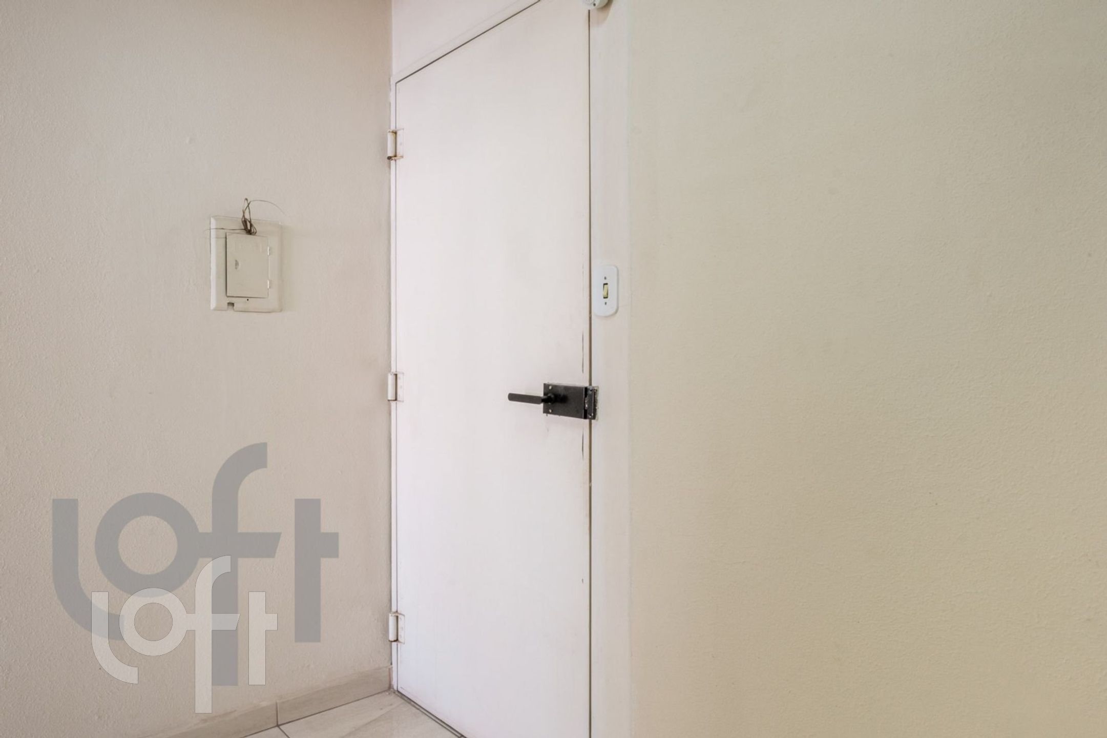 Apartamento à venda com 1 quarto, 45m² - Foto 18