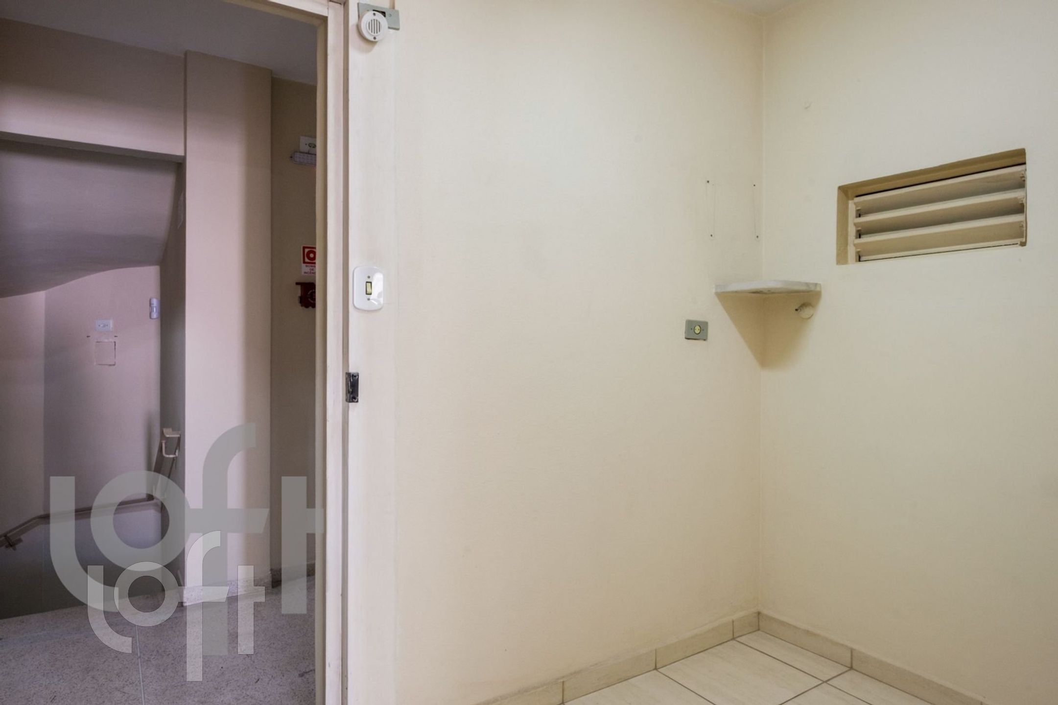 Apartamento à venda com 1 quarto, 45m² - Foto 16