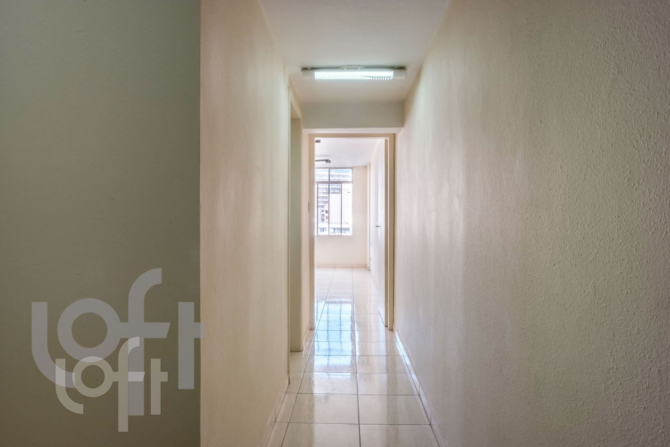 Apartamento à venda com 1 quarto, 45m² - Foto 30