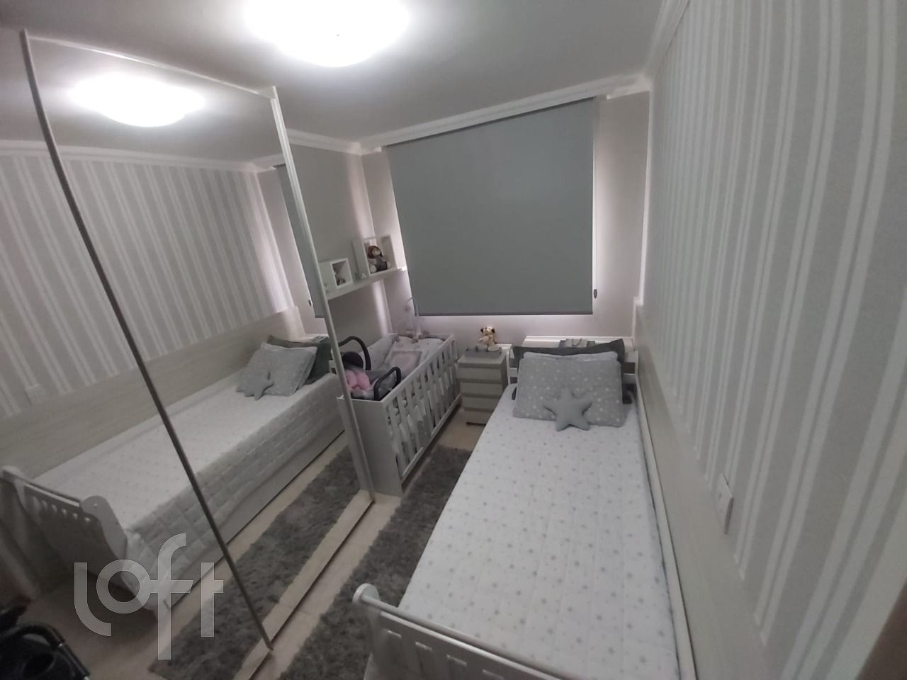 Apartamento à venda com 2 quartos, 60m² - Foto 2