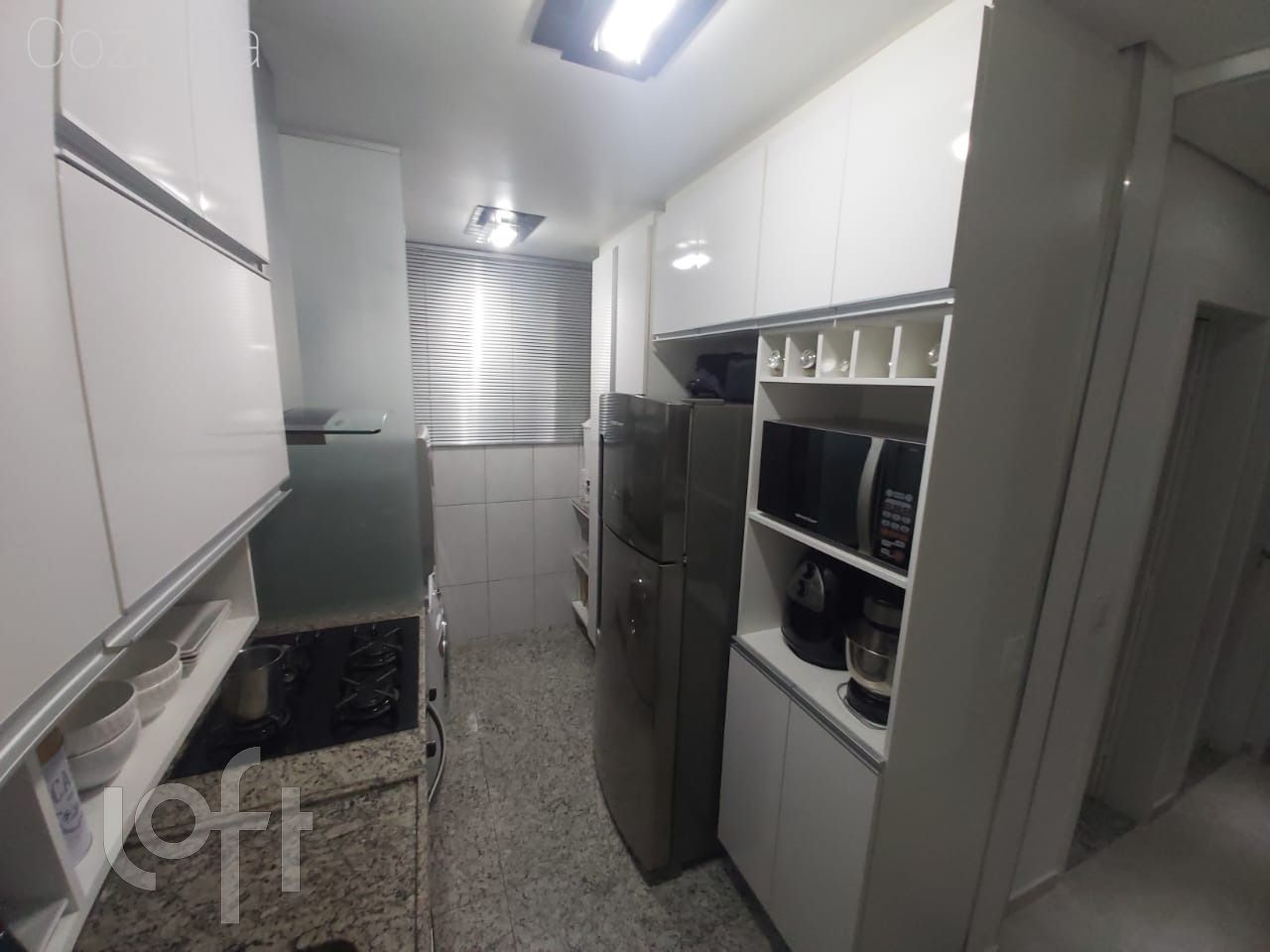 Apartamento à venda com 2 quartos, 60m² - Foto 18