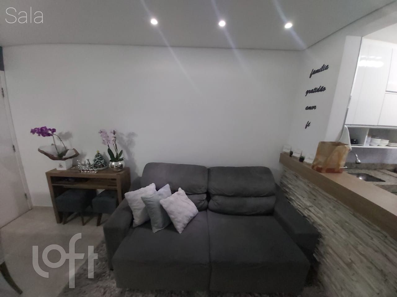 Apartamento à venda com 2 quartos, 60m² - Foto 17