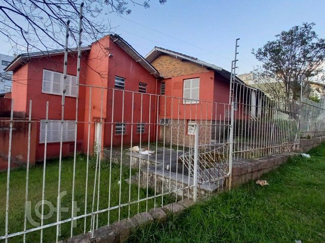 Casa com 184m², 5 dormitórios, 1 suíte, 5 vagas, Chácara das Pedras em Porto Alegre
