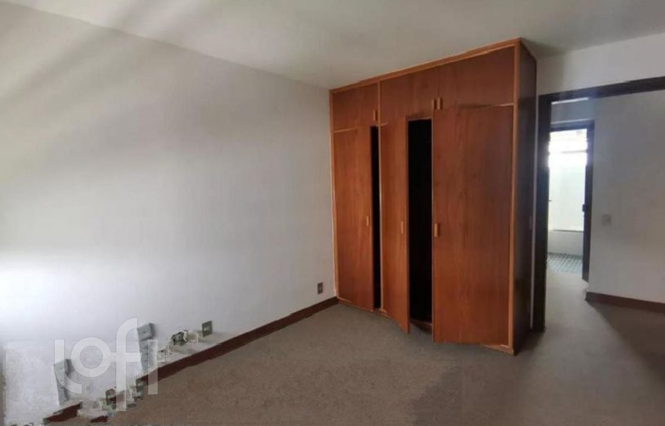 Apartamento à venda com 3 quartos, 157m² - Foto 3