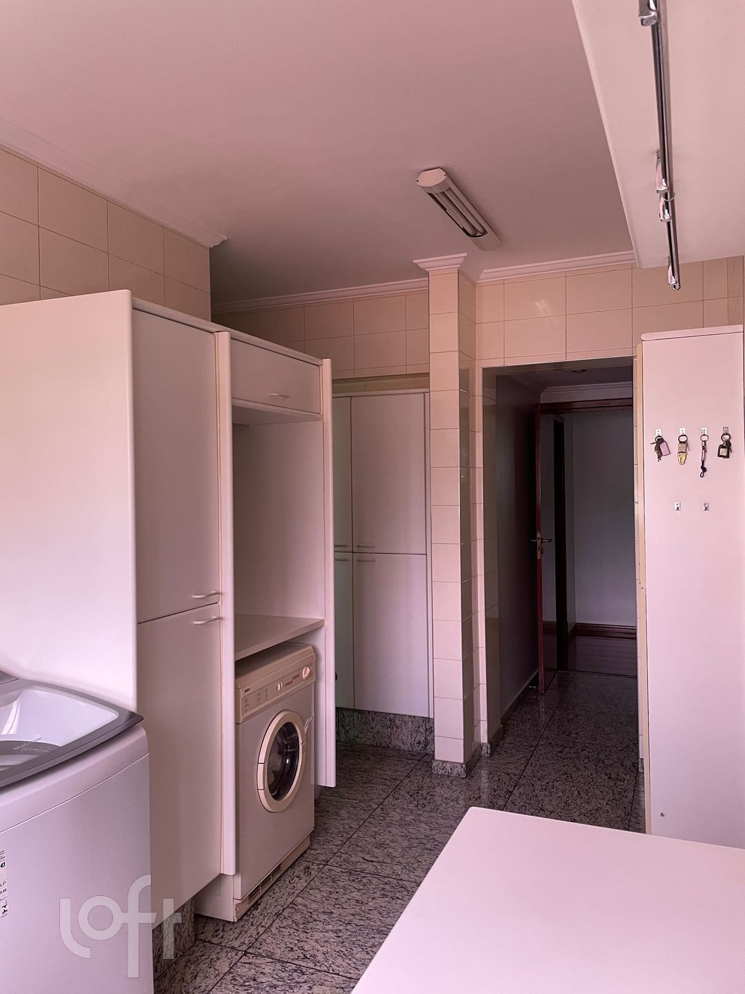 Apartamento à venda com 4 quartos, 215m² - Foto 14