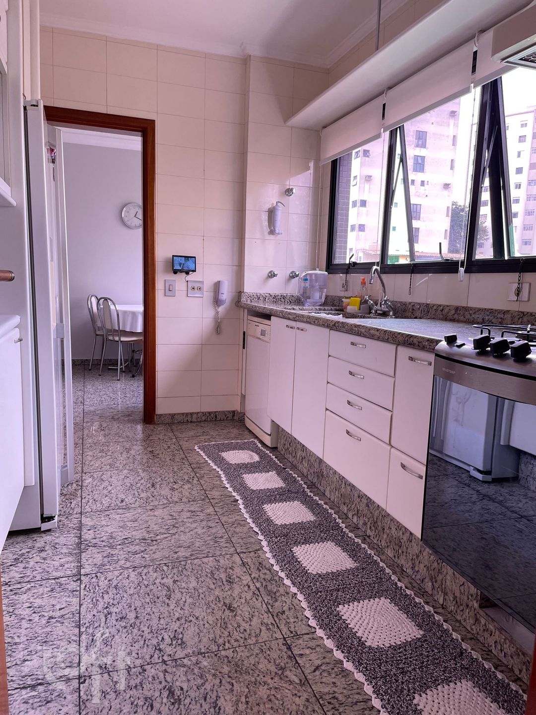 Apartamento à venda com 4 quartos, 215m² - Foto 15