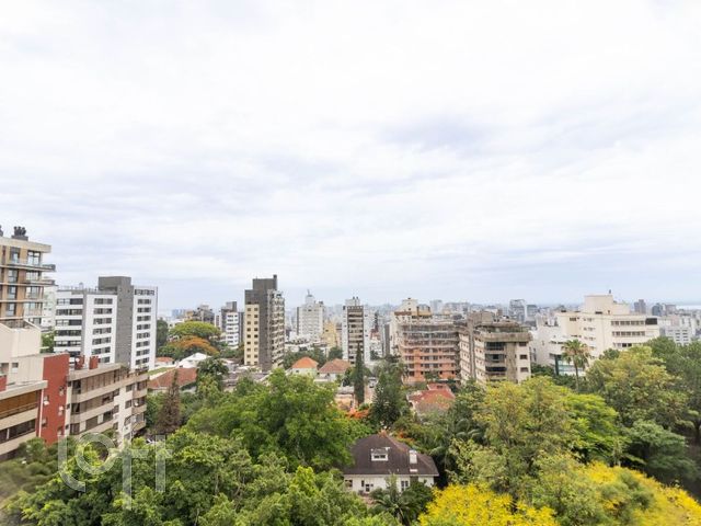 Apartamento com 333m², 3 dormitórios, 3 suítes, 4 vagas, Bela Vista em Porto Alegre
