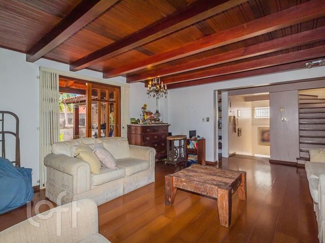 Apartamento com 140m², 2 dormitórios, 1 vaga, Independência em Porto Alegre