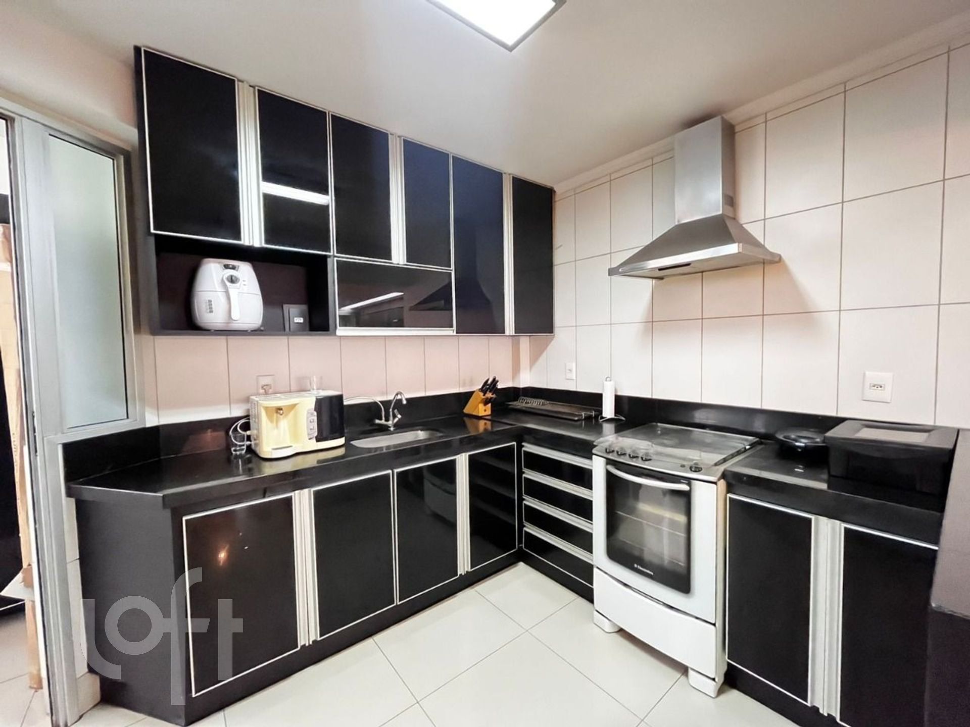 Apartamento à venda com 3 quartos, 87m² - Foto 13