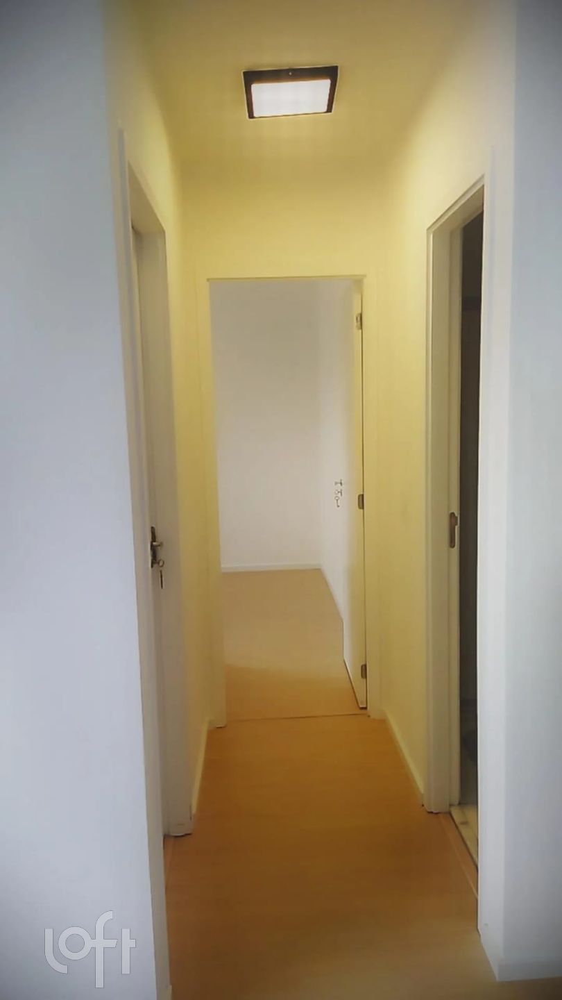 Apartamento à venda com 2 quartos, 44m² - Foto 9