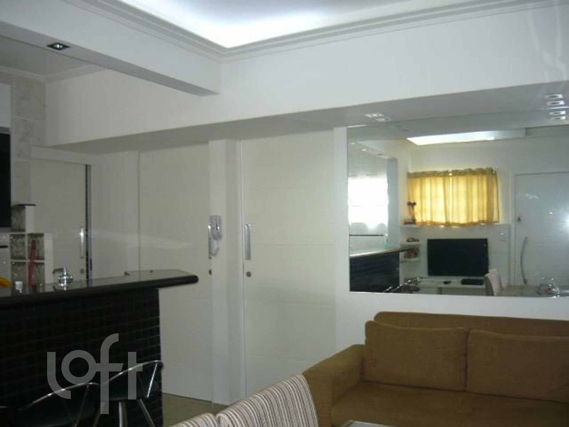 Apartamento à venda com 2 quartos, 44m² - Foto 2