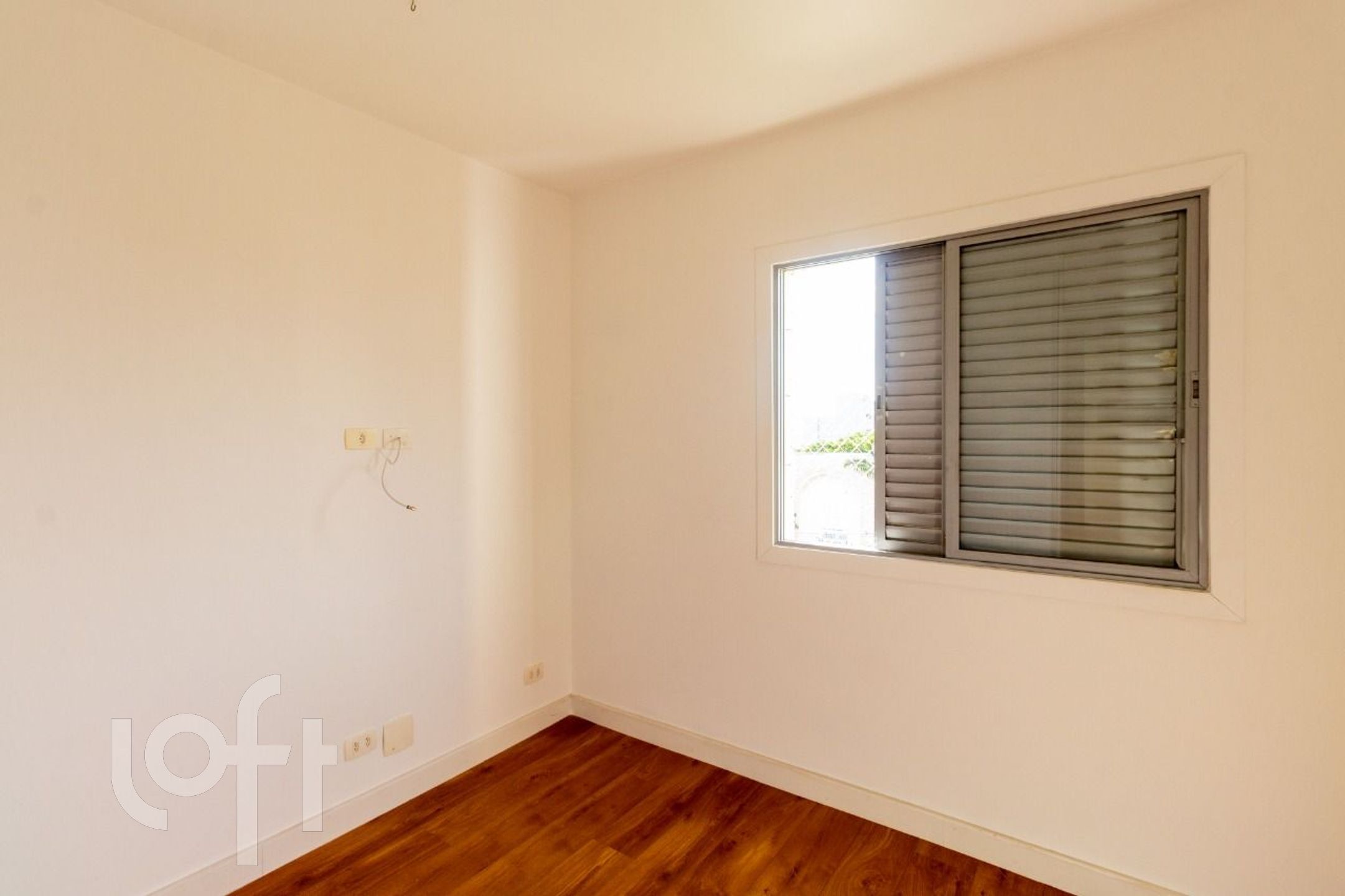 Apartamento à venda com 2 quartos, 64m² - Foto 9