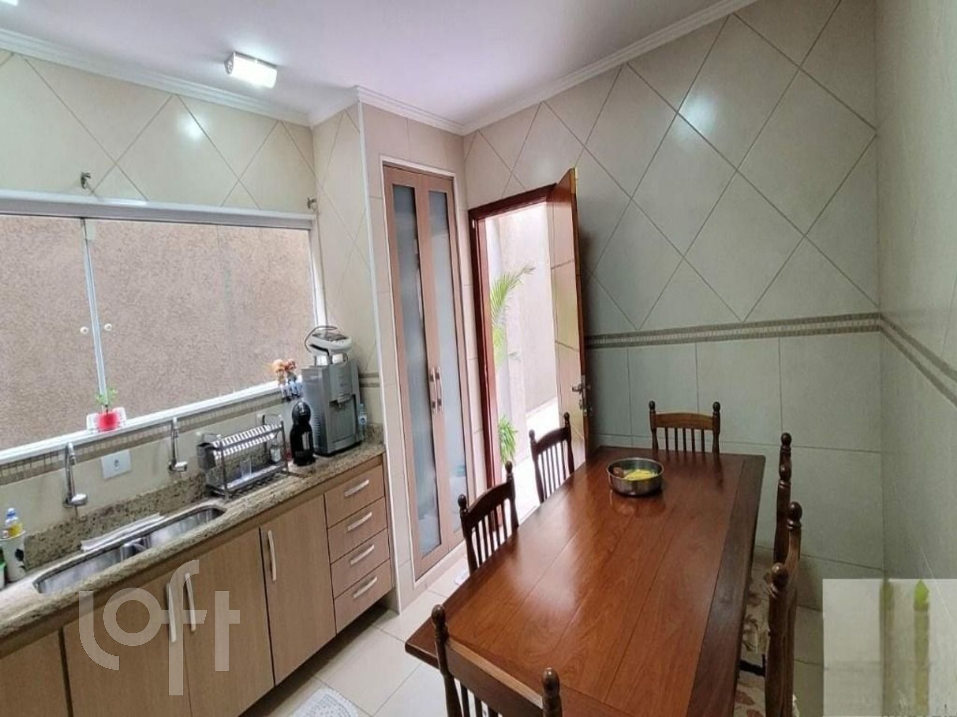 Casa à venda com 4 quartos, 150m² - Foto 4