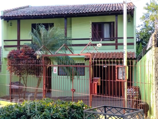 Casa com 201m², 2 dormitórios, 3 vagas, Chácara das Pedras em Porto Alegre