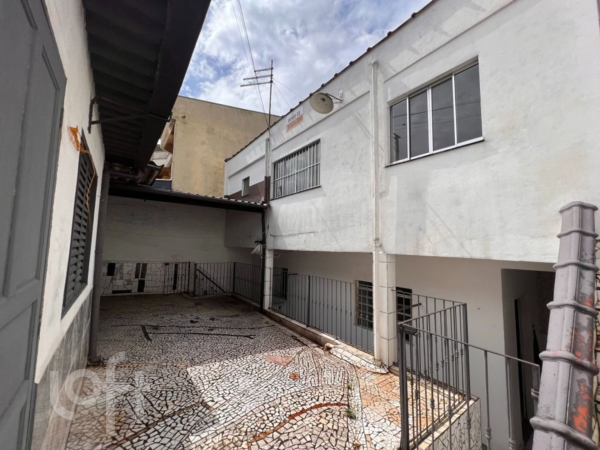 Casa à venda com 5 quartos, 352m² - Foto 38