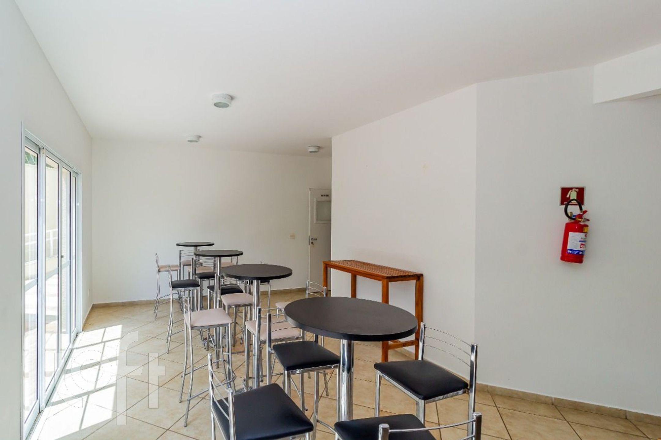 Apartamento à venda com 2 quartos, 58m² - Foto 31