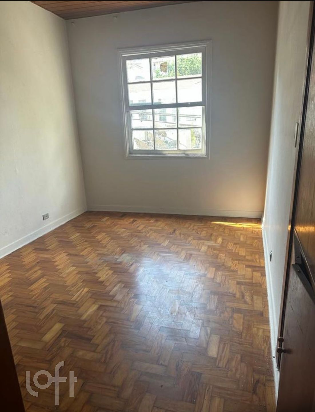 Apartamento à venda com 2 quartos, 77m² - Foto 1