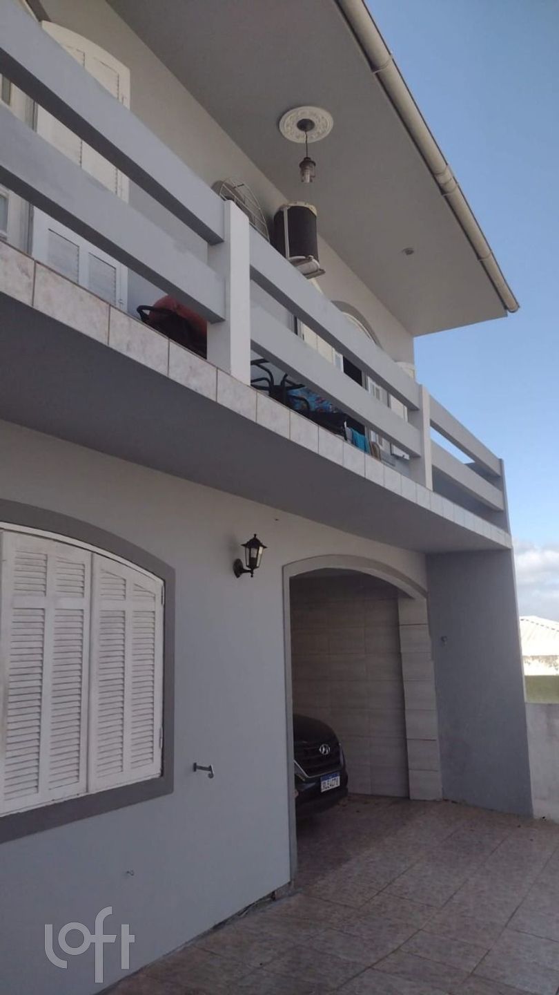 Casa Residencial com 279m², 5 quartos, 1 suíte, no bairro Saco dos limões em Florianópolis