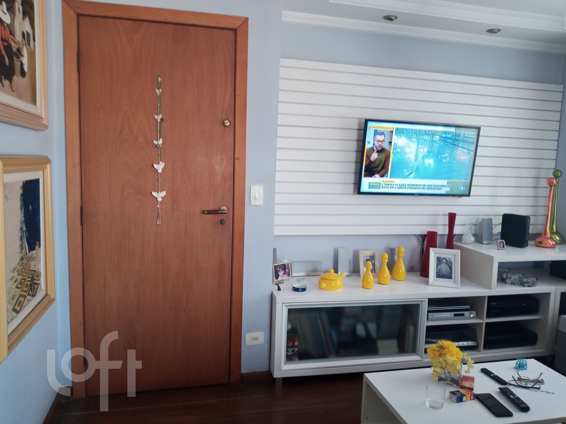 Apartamento à venda com 3 quartos, 98m² - Foto 2