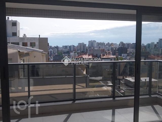 Apartamento com 98m², 3 dormitórios, 1 suíte, 2 vagas, Rio Branco em Porto Alegre