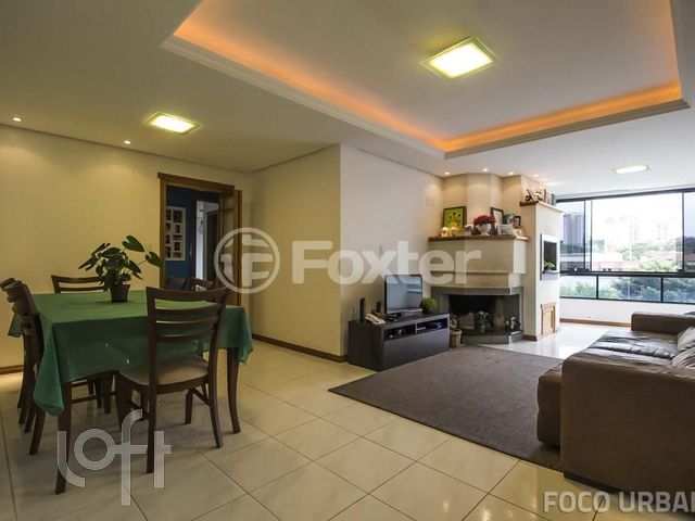 Apartamento com 105m², 3 dormitórios, 1 suíte, 2 vagas, Boa Vista em Porto Alegre