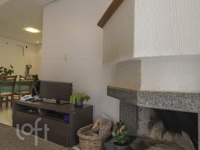 Apartamento com 105m², 3 dormitórios, 1 suíte, 2 vagas, Boa Vista em Porto Alegre