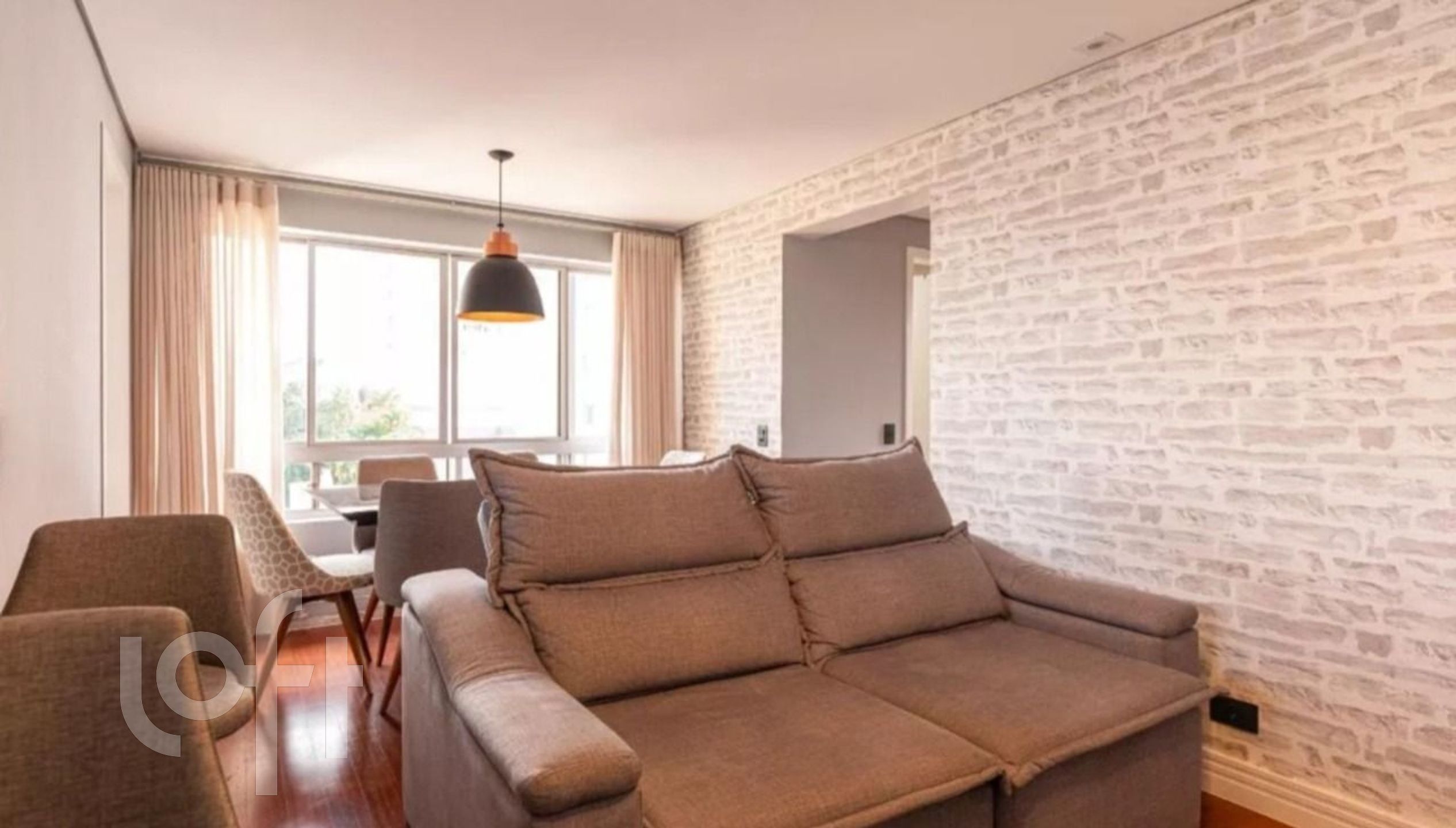 Apartamento à venda com 2 quartos, 62m² - Foto 2