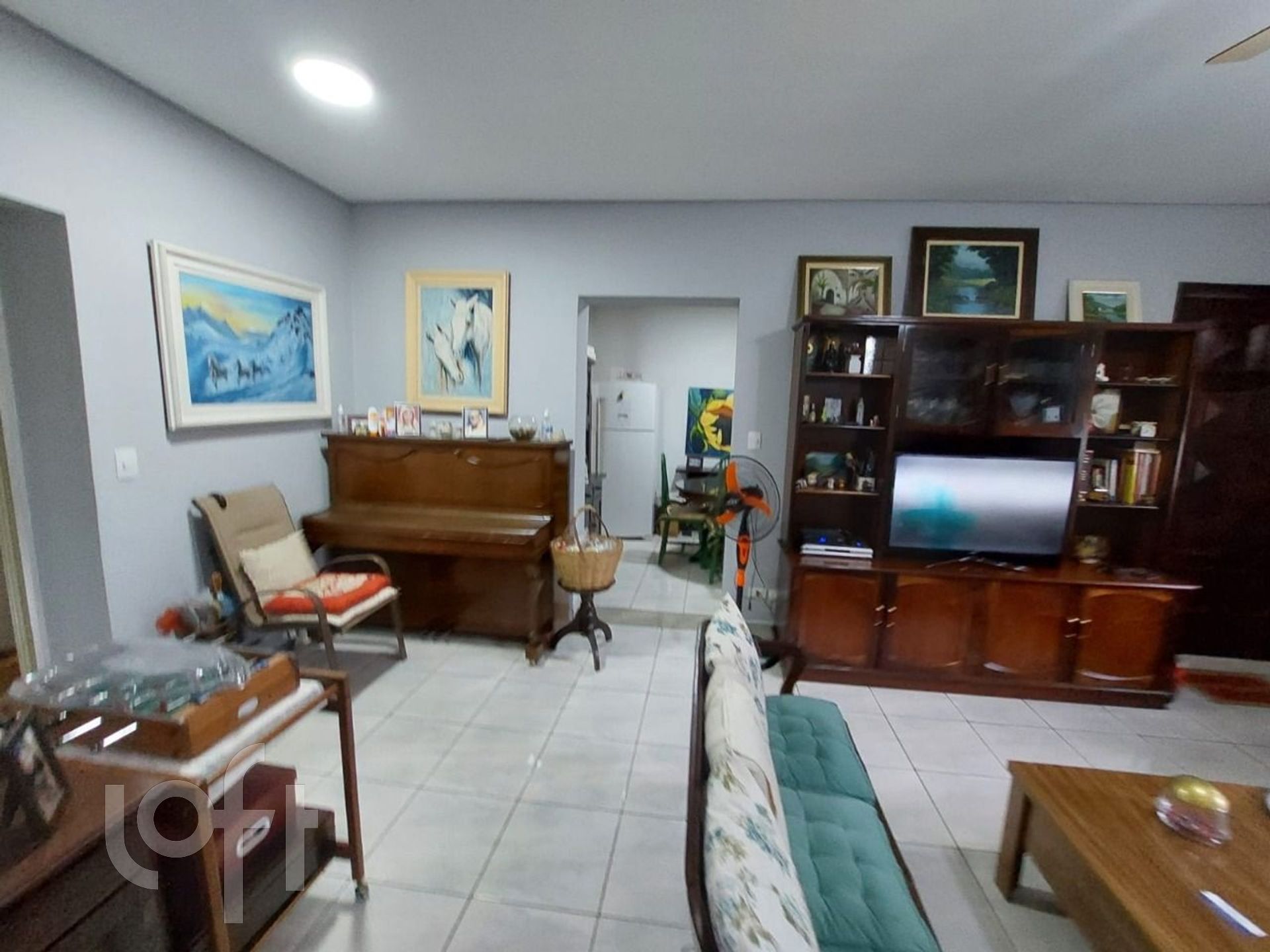 Casa à venda com 4 quartos, 166m² - Foto 2