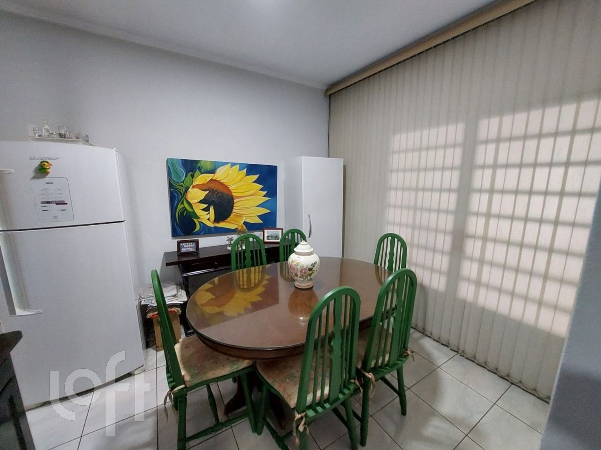 Casa à venda com 4 quartos, 166m² - Foto 4